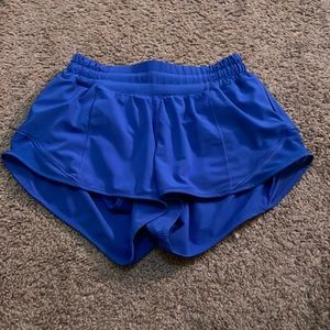 Poolside Lululemon shorts ⭐️RARE⭐️